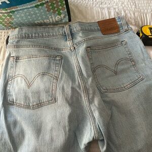 Levi’s wedgie straight jeans size 30
